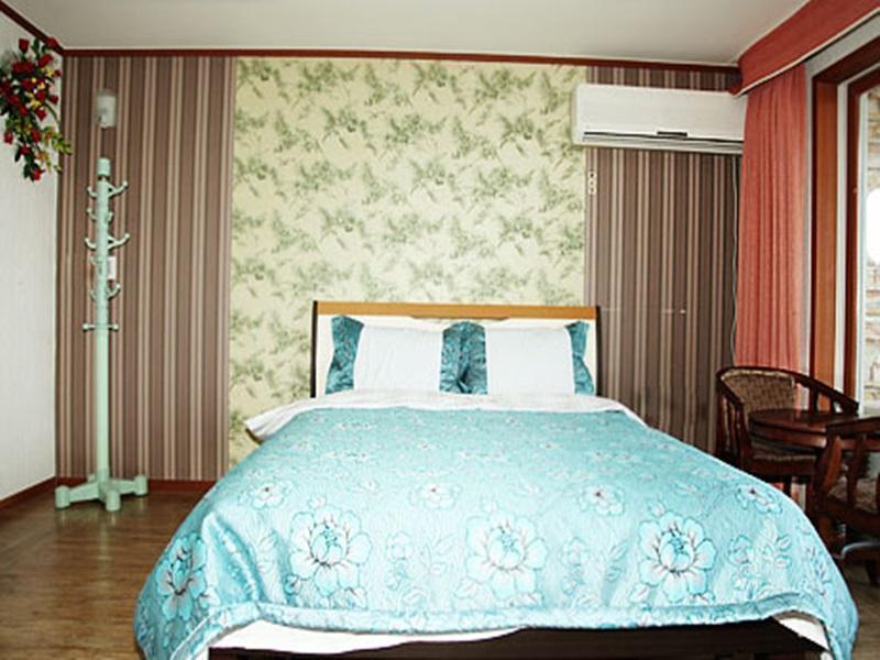 Seaside House Pension Seogwipo Exterior photo